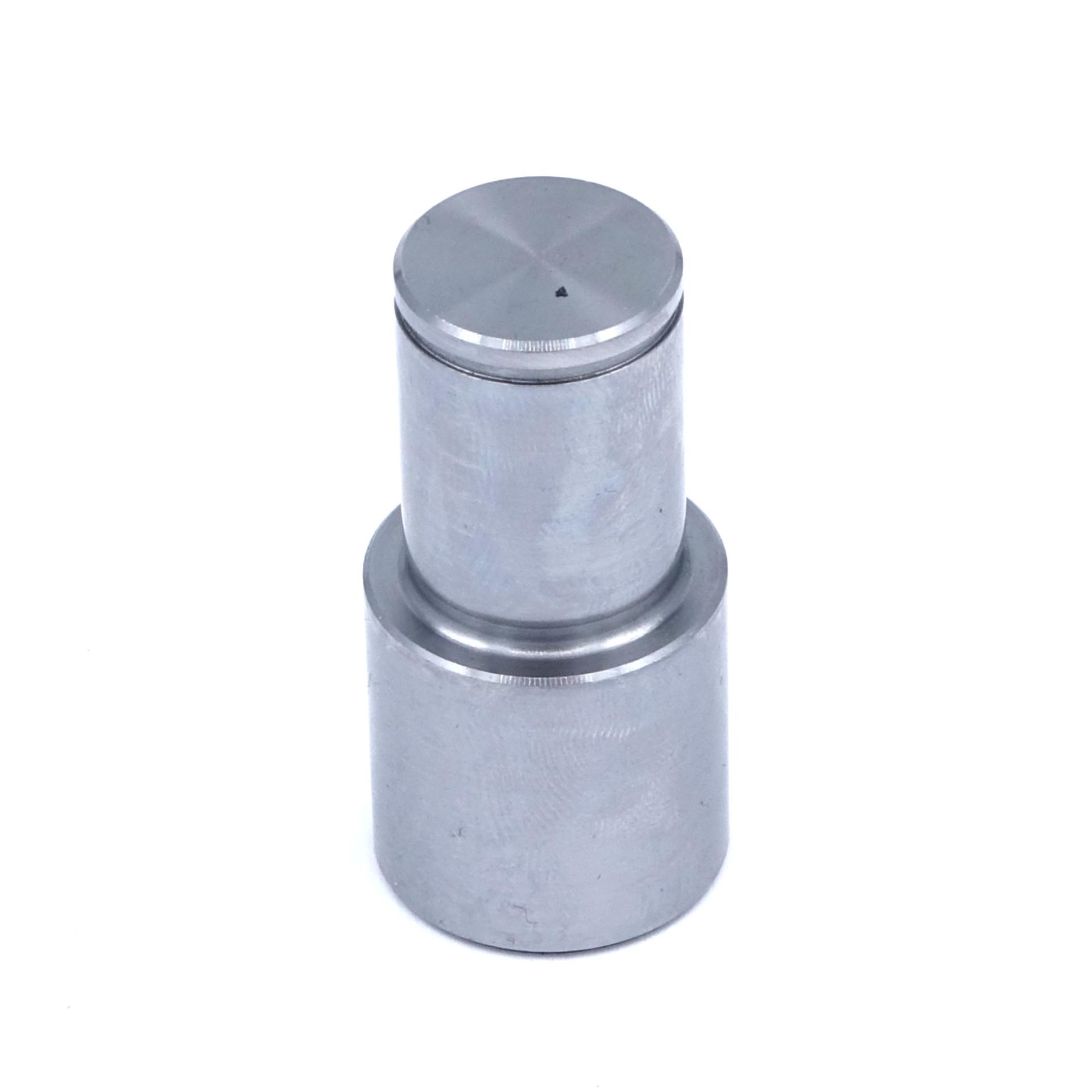 4CB10385 - STUD